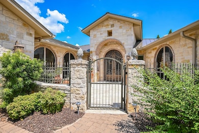 1608 Golden Nugget, Horseshoe Bay, TX 78657 - photo 2