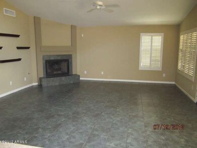 Great Room w/Fireplace