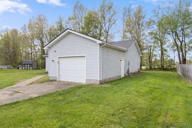 90 Harmony Ln, Georgetown, OH 45121 - photo 3