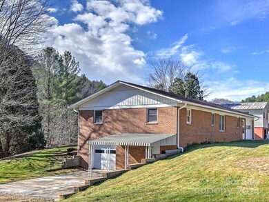 87 Scronce Creek Rd, Burnsville, NC 28714 - photo 3