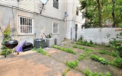 115 Oxford Ave unit G, Jersey City, NJ 07304 - photo 7