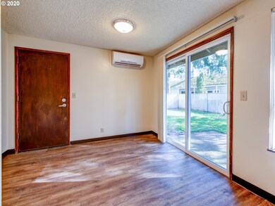 1860 Brewer Ave, Eugene, OR 97401 - photo 7