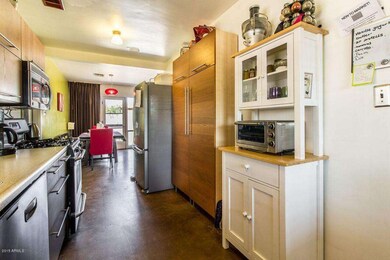6 - Kitchen 4 B