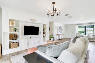 902 Oak Cir, Jupiter, FL 33458 - photo 5