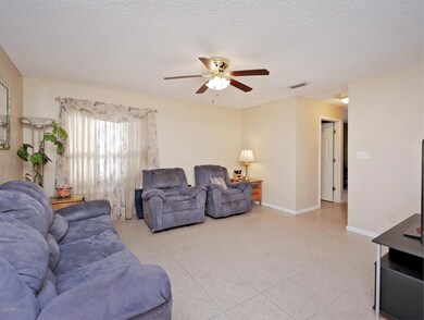 1845 Forsyth Ct-4