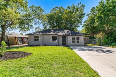 626 Cimarron Trace, Grand Prairie, TX 75051 - photo 2