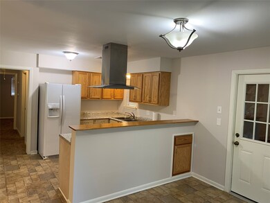 10222 Southport Dr, Houston, TX 77089 - photo 6