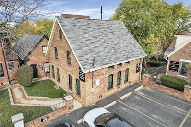 5-web-or-mls-169-e-livingston