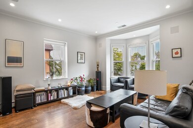 619 Franklin St unit 2, Cambridge, MA 02139 - photo 3