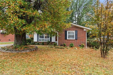 2107 Ontario St, Greensboro, NC 27403 - photo 2