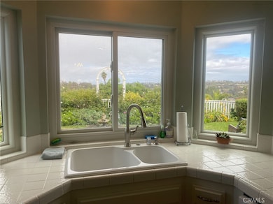 1816 E Pointe Ave, Carlsbad, CA 92008 - photo 4