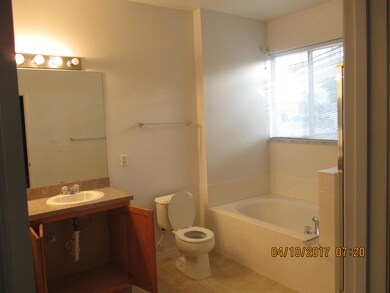 1033 SW Kant Ave, Port Saint Lucie, FL 34953 - photo 4