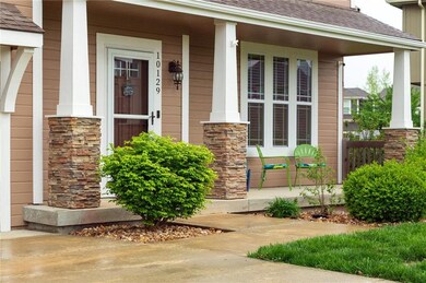 10129 Deer Run St, Lenexa, KS 66220 - photo 4