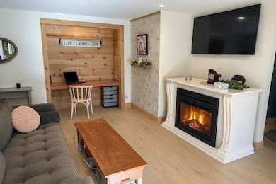 Fox Run unit C32, South Easton, MA 02375 - photo 2