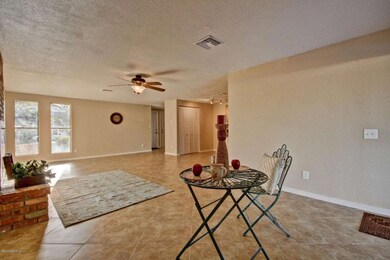 dining area family room