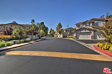 26500 Country Rd, Valencia, CA 91354 - photo 2