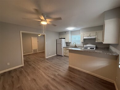 845 Beverly St unit 1, Houston, TX 77007 - photo 4