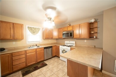 139 Camden Ave, Providence, RI 02908 - photo 7