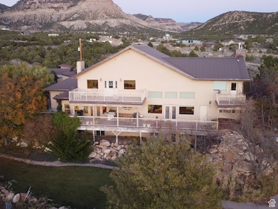 5441 N Eagle Dr, Kenilworth, UT 84529 - photo 5