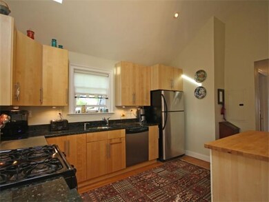 11 Varnum St unit 3, Arlington, MA 02474 - photo 4