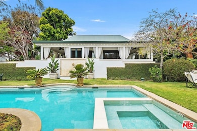 26799 Sea Vista Dr, Malibu, CA 90265 - photo 2