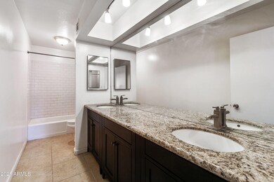 1005 W Solcito Ln, Phoenix, AZ 85013 - photo 6
