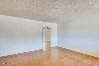 05 Living Room