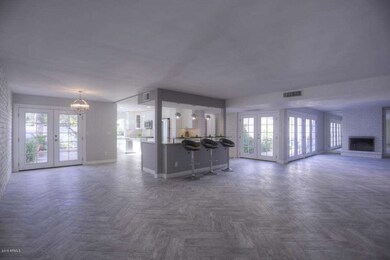 7770 E Camelback Road 20-large-007-11-Li