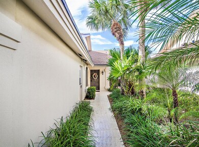 208 St Charles Ct Jupiter FL-large-005-1