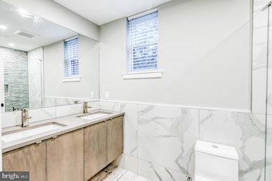 2026 Spring Garden St unit 2B, Philadelphia, PA 19130 - photo 3