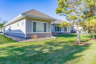 1427 Ravoux Ln, Chaska, MN 55318 - photo 5