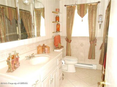 92 Welles St, Wilkes Barre, PA 18704 - photo 6