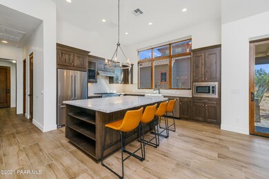 004_Kitchen