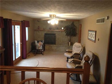 531 S Sawmill Rd, Whiteland, IN 46184 - photo 2