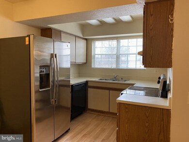 112 Fort Evans Rd SE unit C, Leesburg, VA 20175 - photo 2