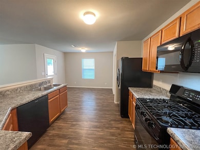 1509 S 31st St, Broken Arrow, OK 74014 - photo 5