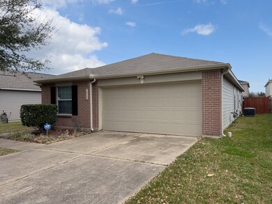10323 Dalehurst Ct, Houston, TX 77075 - photo 2