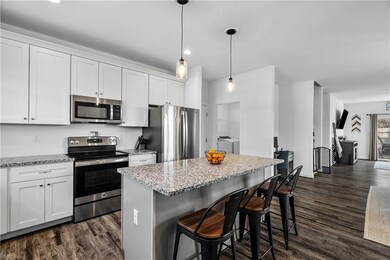 1237 Jadens Way, Chesapeake, VA 23320 - photo 4