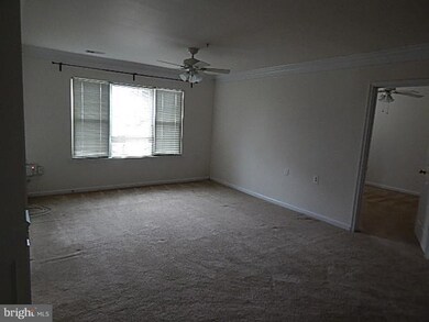 12451 Hayes Ct unit 103, Fairfax, VA 22033 - photo 5