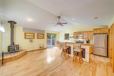 5240 N 67th Ave W, Newton, IA 50208 - photo 6