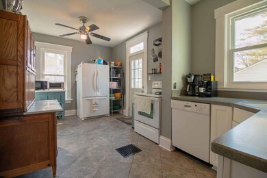 2638 N 4th St -6