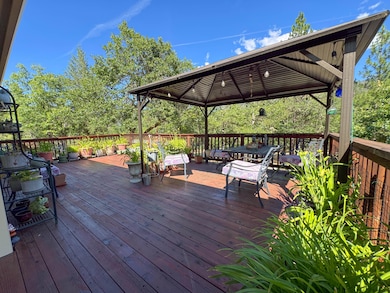 2080 Swingle Rd, Trail, OR 97541 - photo 2