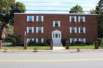 276 Albion St unit 24, Wakefield, MA 01880 - photo 2