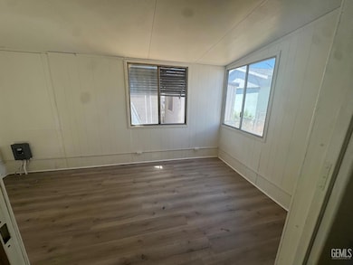 6201 Wible Rd unit 57, Bakersfield, CA 93313 - photo 7