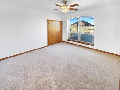 1306 Songbird Ln, Blanchard, OK 73010 - photo 5