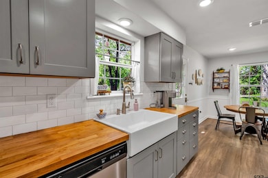 10661 County Road 212, Tyler, TX 75707 - photo 7