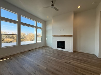 2727 N 3225 W unit 201, Plain City, UT 84404 - photo 4