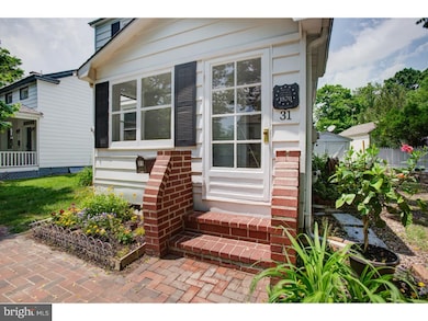 31 Maplewood Ave, Cranbury, NJ 08512 - photo 2