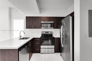 1 Curtiss Pkwy unit 317, Miami Springs, FL 33166 - photo 3