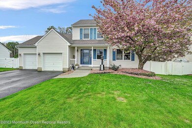 111 W Shenendoah Rd, Howell, NJ 07731 - photo 2